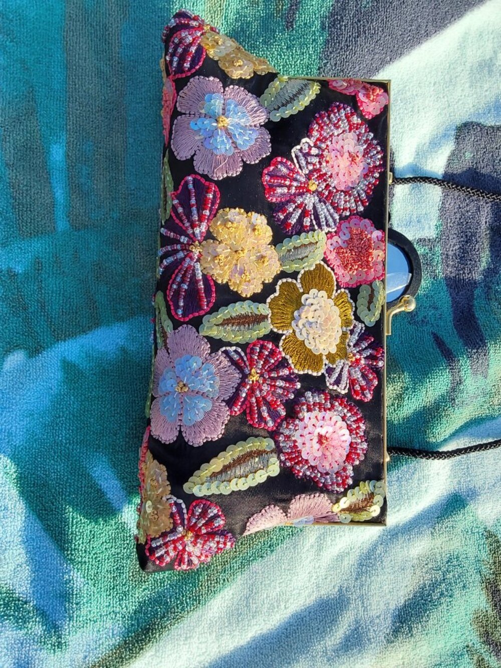 Vintage Valerie Stevens Evening Bag Black with Beautiful sequin flowers GORGEOUS - Picture 11 of 16